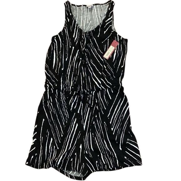 NWT Merona Romper Size Medium - Picture 1 of 8